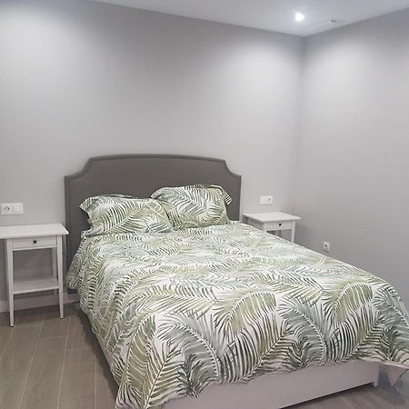 Cosy Flat Near The Beach & Town Centre Apartment ฟูเอนฮิโรลา ภายนอก รูปภาพ